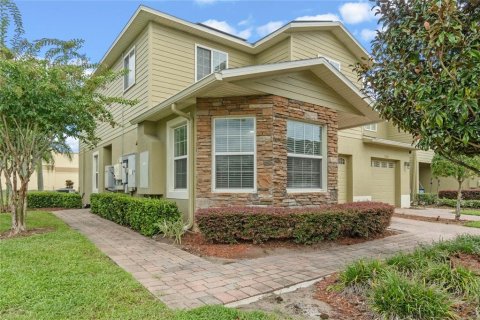 Townhouse in Orlando, Florida 3 bedrooms, 176.61 sq.m. № 1365118 - photo 3