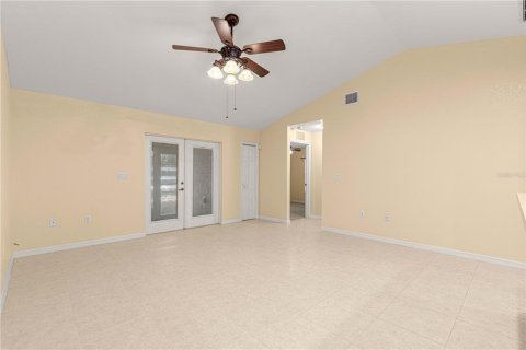 Condo in Ocala, Florida, 3 bedrooms  № 1413414 - photo 21