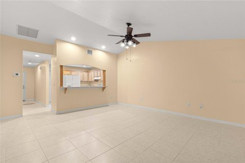 Condo in Ocala, Florida, 3 bedrooms  № 1413414 - photo 19