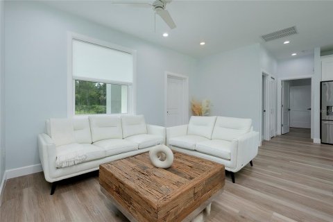 Casa en venta en Port Charlotte, Florida, 3 dormitorios, 108.32 m2 № 723821 - foto 7