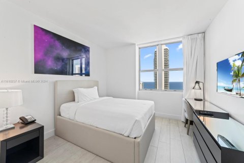 Hotel en venta en Hollywood, Florida, 2 dormitorios, 98.48 m2 № 1232443 - foto 8