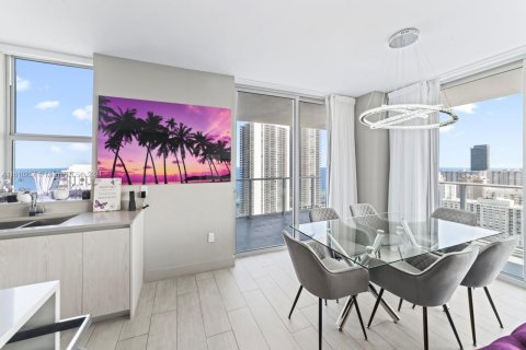 Hotel en venta en Hollywood, Florida, 2 dormitorios, 98.48 m2 № 1232443 - foto 13