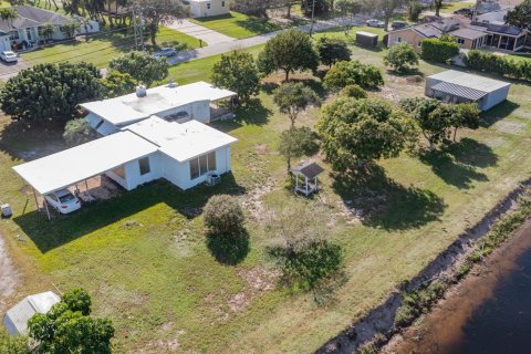 Villa ou maison à vendre à Lake Worth, Floride: 2 chambres, 131.18 m2 № 855482 - photo 14