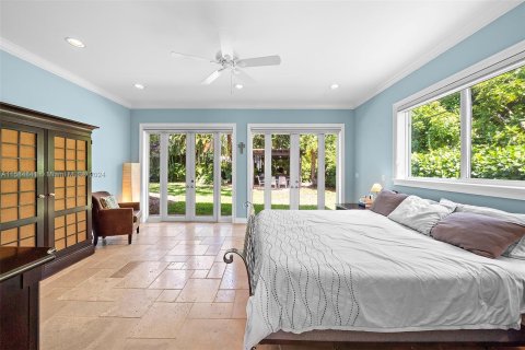 House in Coral Gables, Florida 5 bedrooms, 314.85 sq.m. № 1173551 - photo 29