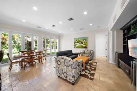 House in Coral Gables, Florida 5 bedrooms, 314.85 sq.m. № 1173551 - photo 4