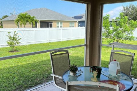 Casa en venta en Cape Coral, Florida, 3 dormitorios, 130.81 m2 № 1365928 - foto 22