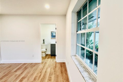 Casa en venta en Miami, Florida, 4 dormitorios, 171.96 m2 № 1310401 - foto 20