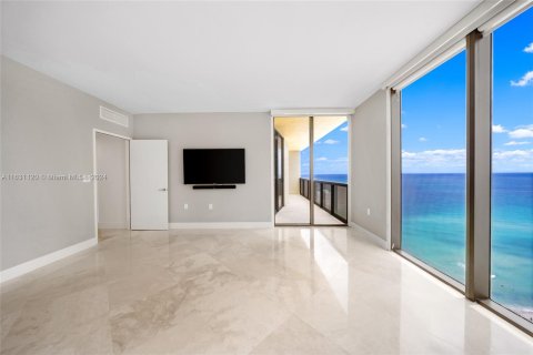 Condo in Sunny Isles Beach, Florida, 3 bedrooms  № 1293331 - photo 6