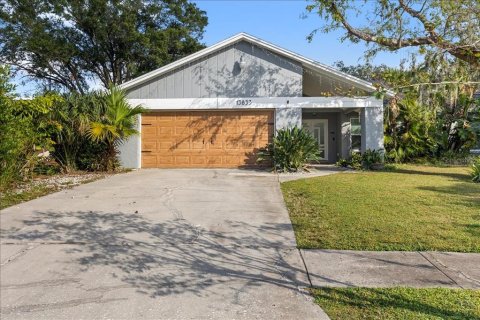 House in Tampa, Florida 3 bedrooms, 160.72 sq.m. № 1441108 - photo 1