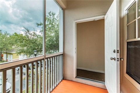 Condo in Tampa, Florida, 1 bedroom  № 1437349 - photo 8