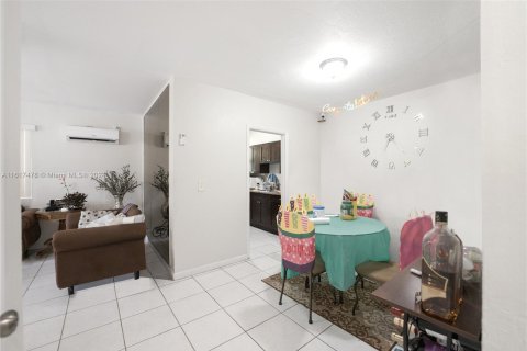 Immobilier commercial à vendre à Miami, Floride: 144 m2 № 1240435 - photo 29