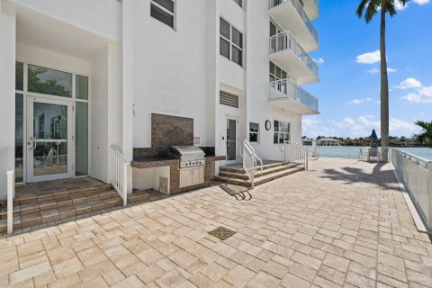 Condo in Fort Lauderdale, Florida, 2 bedrooms  № 981999 - photo 7