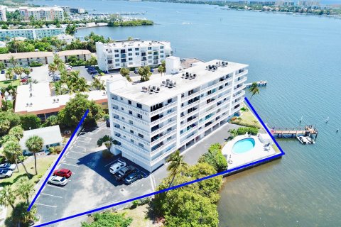 Condominio en venta en Lantana, Florida, 2 dormitorios, 88.26 m2 № 982024 - foto 27