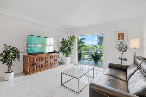 Condominio en venta en North Miami Beach, Florida, 2 dormitorios, 89.19 m2 № 1304671 - foto 25