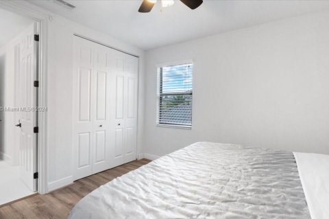 Casa en venta en Parkland, Florida, 5 dormitorios, 317.26 m2 № 1120632 - foto 22