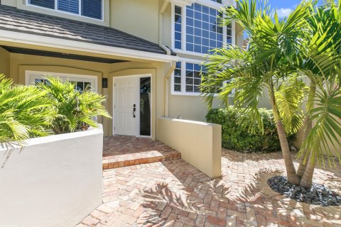 Townhouse in Wellington, Florida 2 bedrooms, 159.61 sq.m. № 1096704 - photo 9