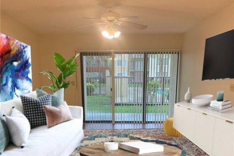 Condo in Coral Springs, Florida, 2 bedrooms  № 1121295 - photo 11