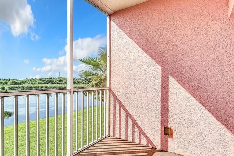 Copropriété à vendre à Punta Gorda, Floride: 2 chambres, 85.84 m2 № 1327322 - photo 16