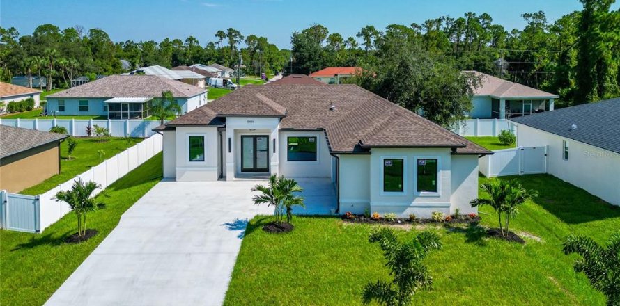 Casa en North Port, Florida 3 dormitorios, 156.91 m2 № 1327360