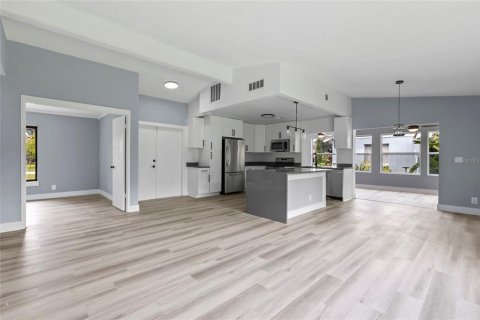 Villa ou maison à vendre à Kissimmee, Floride: 3 chambres, 139.35 m2 № 1327401 - photo 8