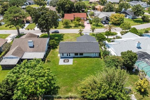 Villa ou maison à vendre à Kissimmee, Floride: 3 chambres, 139.35 m2 № 1327401 - photo 28