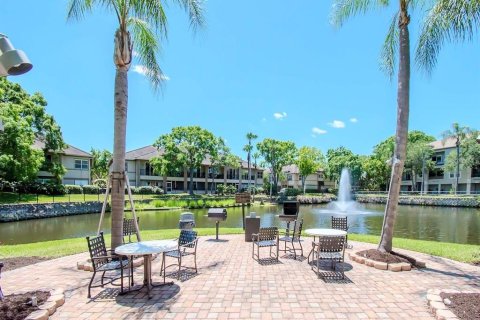 Condo in Tampa, Florida, 1 bedroom  № 1394553 - photo 13