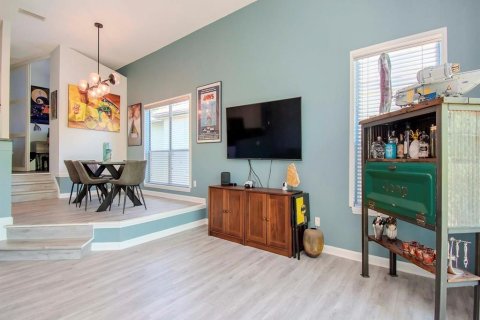 Condo in Tampa, Florida, 1 bedroom  № 1394553 - photo 5