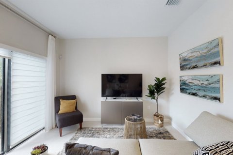 Casa en venta en Homestead, Florida, 4 dormitorios, 169 m2 № 26552 - foto 4