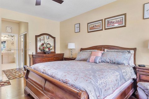 Casa en venta en Coral Springs, Florida, 4 dormitorios, 312.71 m2 № 584031 - foto 22
