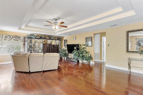 Villa ou maison à vendre à Coral Springs, Floride: 4 chambres, 312.71 m2 № 584031 - photo 29
