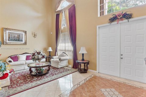 Villa ou maison à vendre à Coral Springs, Floride: 4 chambres, 312.71 m2 № 584031 - photo 5