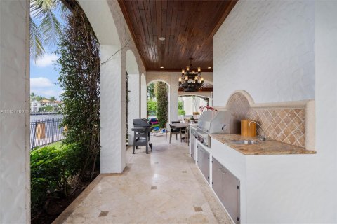 Villa ou maison à vendre à Boca Raton, Floride: 6 chambres, 1162.39 m2 № 1473 - photo 8