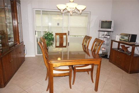 House in Port Charlotte, Florida 3 bedrooms, 159.61 sq.m. № 1323419 - photo 9