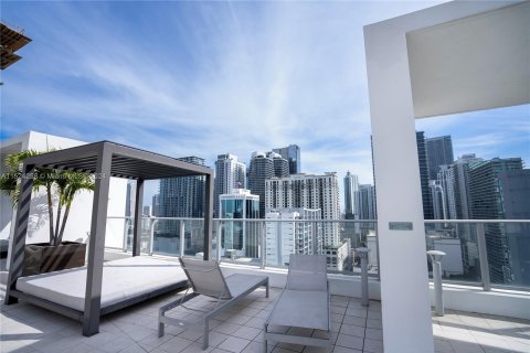 Condominio en venta en Miami, Florida, 3 dormitorios, 118.26 m2 № 990269 - foto 20