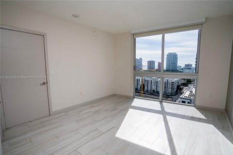 Condominio en venta en Miami, Florida, 3 dormitorios, 118.26 m2 № 990269 - foto 7