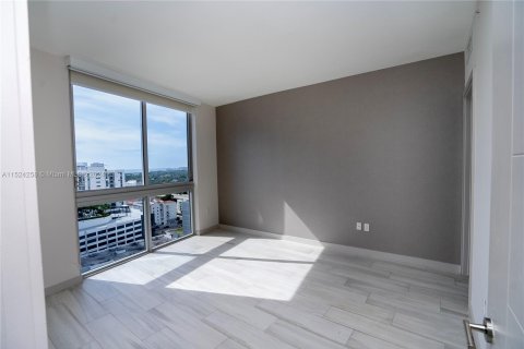 Condominio en venta en Miami, Florida, 3 dormitorios, 118.26 m2 № 990269 - foto 6