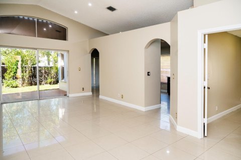 Villa ou maison à vendre à Pembroke Pines, Floride: 3 chambres, 155.98 m2 № 1391464 - photo 8