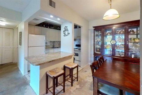 Condominio en venta en Miami, Florida, 1 dormitorio, 69.68 m2 № 1437087 - foto 6