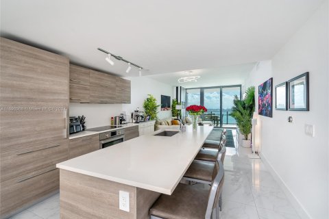 Condominio en venta en Miami, Florida, 2 dormitorios, 110.83 m2 № 1437033 - foto 7