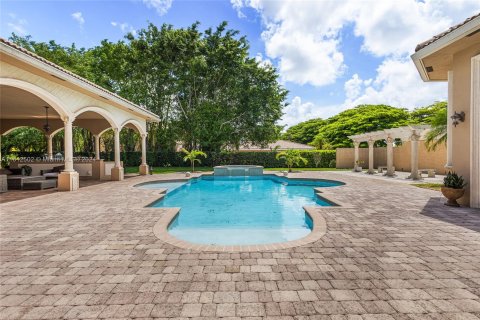 Casa en venta en Coral Springs, Florida, 5 dormitorios, 580.27 m2 № 1235368 - foto 9