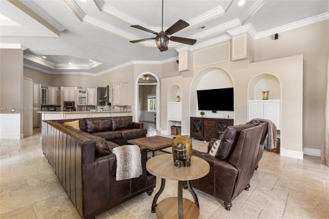Casa en venta en Coral Springs, Florida, 5 dormitorios, 580.27 m2 № 1235368 - foto 22