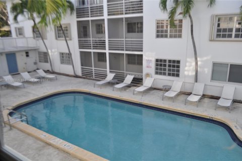 Condominio en venta en Key Biscayne, Florida, 2 dormitorios, 103.03 m2 № 1404289 - foto 16