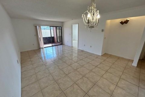 Condo in Miramar, Florida, 1 bedroom  № 1117852 - photo 18