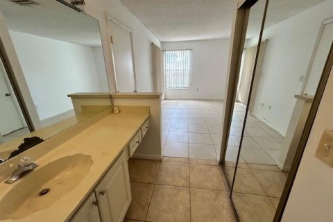 Condominio en venta en Miramar, Florida, 1 dormitorio, 88.26 m2 № 1117852 - foto 4