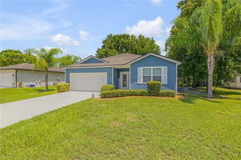 Villa ou maison à vendre à DeLand, Floride: 3 chambres, 123.75 m2 № 1280611 - photo 2