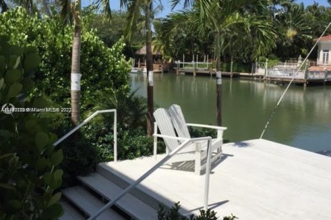 Immobilier commercial à vendre à Miami Beach, Floride: 456.06 m2 № 749908 - photo 2