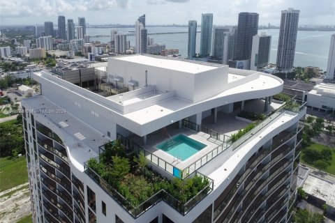 Copropriété à vendre à Miami, Floride: 2 chambres, 93.74 m2 № 1365477 - photo 3