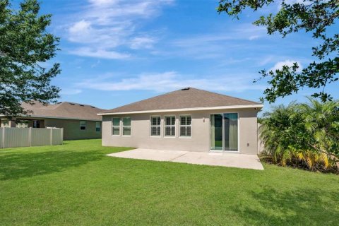 House in Saint Cloud, Florida 4 bedrooms, 172.71 sq.m. № 1384838 - photo 19