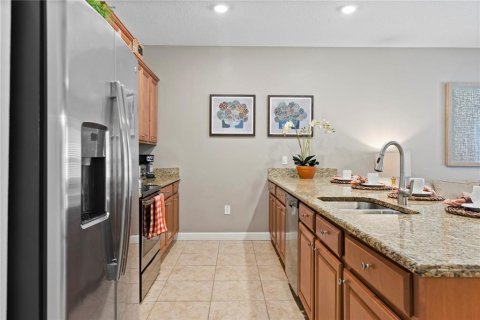 Townhouse in STOREY LAKE in Kissimmee, Florida 4 bedrooms, 177.81 sq.m. № 1287684 - photo 12