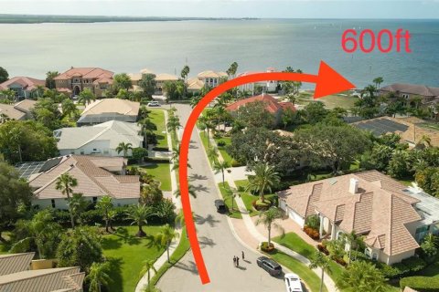 Casa en venta en Apollo Beach, Florida, 4 dormitorios, 359.25 m2 № 1394440 - foto 6